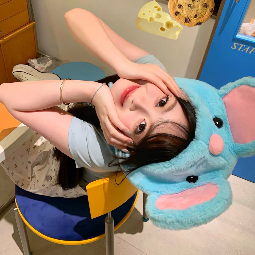 一个和八个 在线观看封面